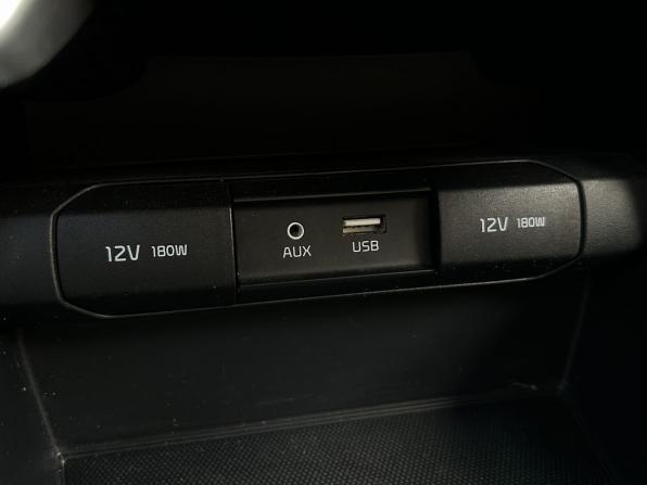 Kia Rio IV с пробегом 2018 года, цена 1 425 000 рублей, 80886 км, седан, Автокод Объявления