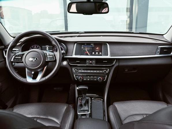 Kia Optima IV Рестайлинг с пробегом 2019 года, цена 1 795 000 рублей, 187753 км, седан, Автокод Объявления