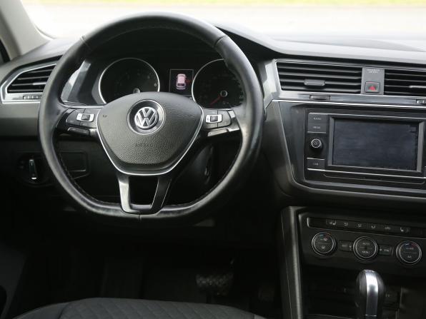Volkswagen Tiguan II с пробегом 2018 года, цена 2 091 000 рублей, 174500 км, внедорожник, Автокод Объявления