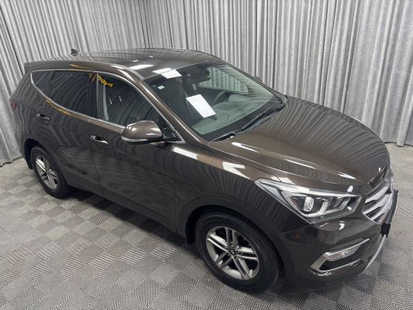 Hyundai Santa Fe III Рестайлинг с пробегом 2017 года, цена 2 390 000 рублей, 109449 км, внедорожник, Автокод Объявления