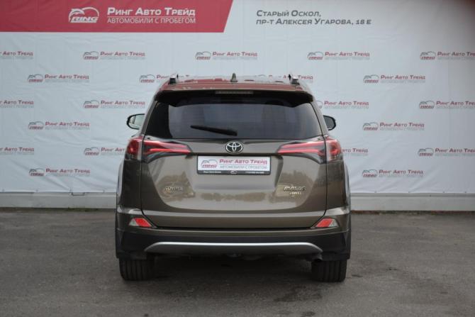 Toyota RAV4 IV (XA40) Рестайлинг с пробегом 2017 года, цена 2 590 000 рублей, 174512 км, внедорожник, Автокод Объявления