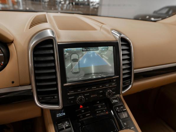 Porsche Cayenne II (958) с пробегом 2011 года, цена 1 895 000 рублей, 248920 км, внедорожник, Автокод Объявления