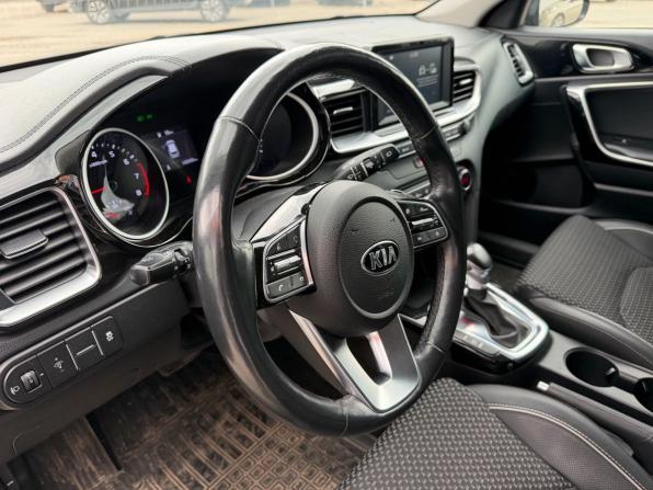 Kia Ceed III с пробегом 2018 года, цена 1 569 900 рублей, 143043 км, хэтчбек, Автокод Объявления
