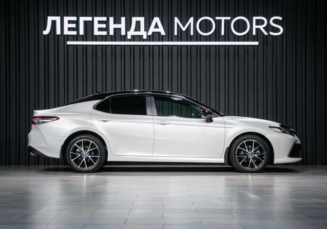 Toyota Camry VIII (XV70) Рестайлинг с пробегом 2021 года, цена 2 990 000 рублей, 62000 км, седан, Автокод Объявления