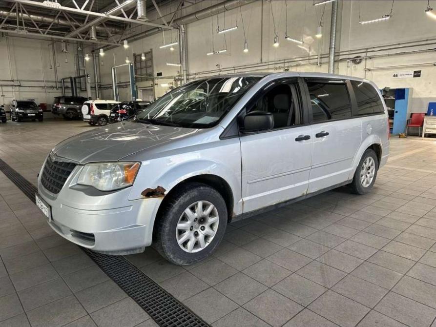Chrysler Town &amp; Country V Санкт-Петербург  - изображение 2