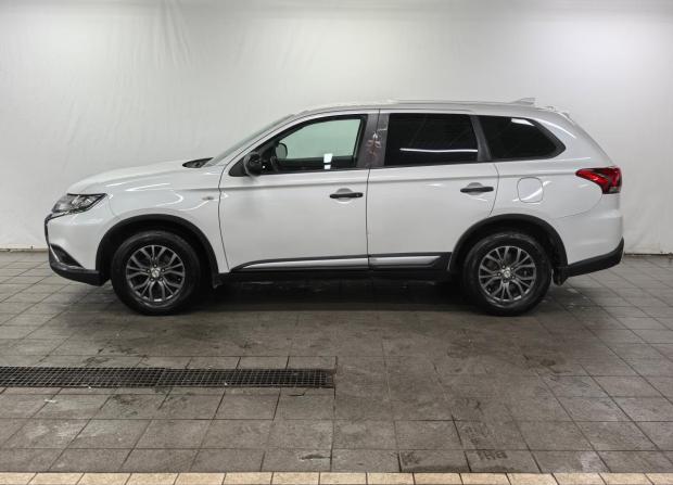 Mitsubishi Outlander III Рестайлинг 3 с пробегом 2019 года, цена 1 780 000 рублей, 109500 км, внедорожник, Автокод Объявления