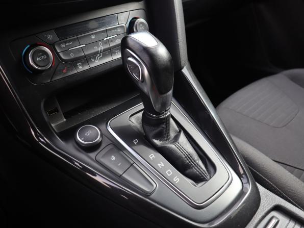 Ford Focus III Рестайлинг с пробегом 2016 года, цена 1 050 000 рублей, 173248 км, универсал, Автокод Объявления