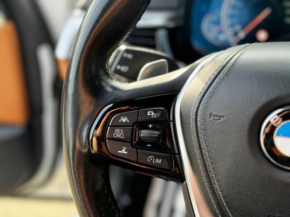 BMW 5 серии VII (G30/G31/G38) с пробегом 2017 года, цена 3 520 000 рублей, 116317 км, седан, Автокод Объявления