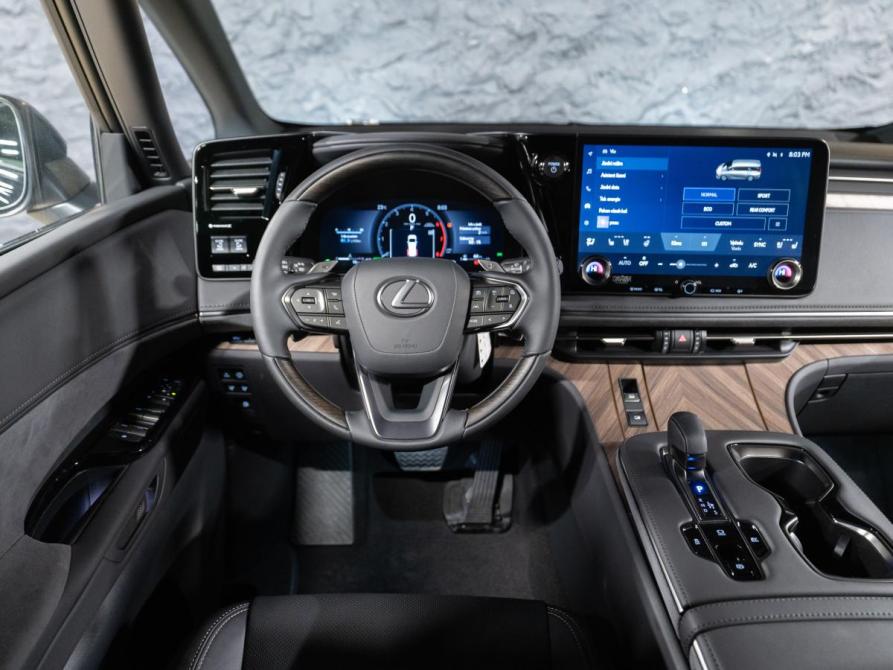 Lexus LM II Москва  - изображение 12