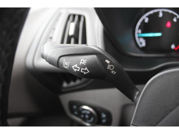 Ford Tourneo Connect II Рестайлинг с пробегом 2018 года, цена 1 700 000 рублей, 137276 км, компактвэн, Автокод Объявления