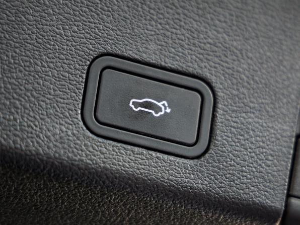 Geely Tugella I Рестайлинг с пробегом 2023 года, цена 3 548 000 рублей, 14685 км, внедорожник, Автокод Объявления