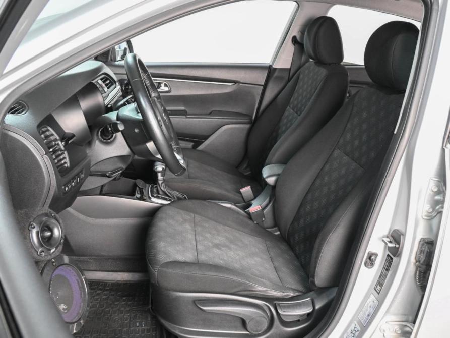 Kia Rio IV Ростов-на-Дону  - изображение 10