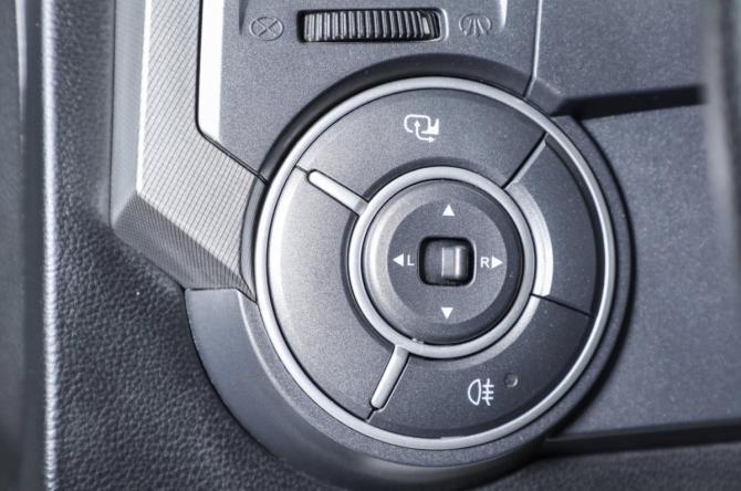 SsangYong Kyron I Рестайлинг с пробегом 2012 года, цена 1 099 000 рублей, 130000 км, внедорожник, Автокод Объявления