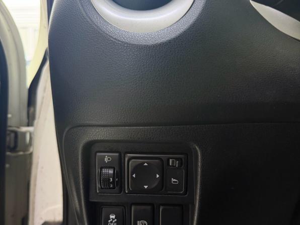 Nissan Juke I с пробегом 2011 года, цена 780 000 рублей, 214532 км, внедорожник, Автокод Объявления