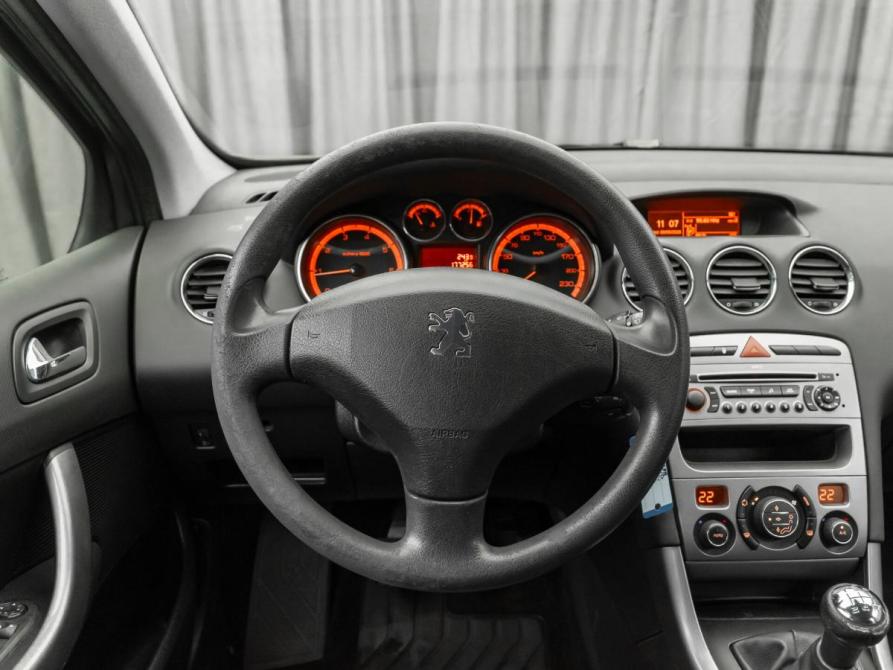 Peugeot 308 I Москва  - изображение 10
