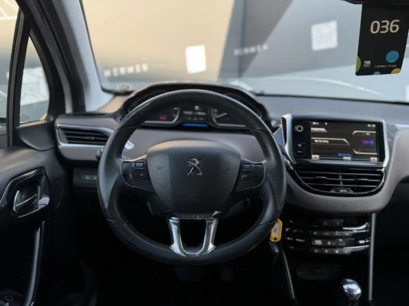Peugeot 2008 I с пробегом 2014 года, цена 850 000 рублей, 113307 км, внедорожник, Автокод Объявления
