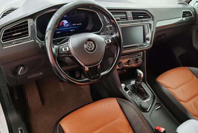 Volkswagen Tiguan II с пробегом 2017 года, цена 2 400 000 рублей, 175235 км, внедорожник, Автокод Объявления