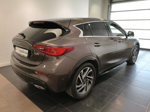 Infiniti Q30 с пробегом 2016 года, цена 1 649 000 рублей, 93428 км, хэтчбек, Автокод Объявления