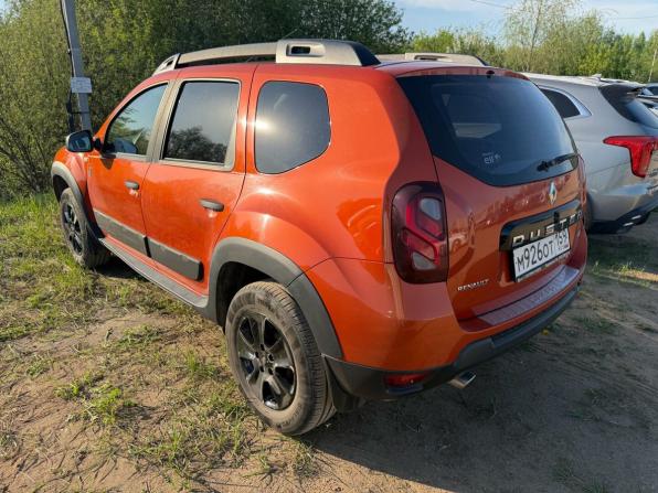 Renault Duster I Рестайлинг с пробегом 2018 года, цена 1 397 000 рублей, 114000 км, внедорожник, Автокод Объявления