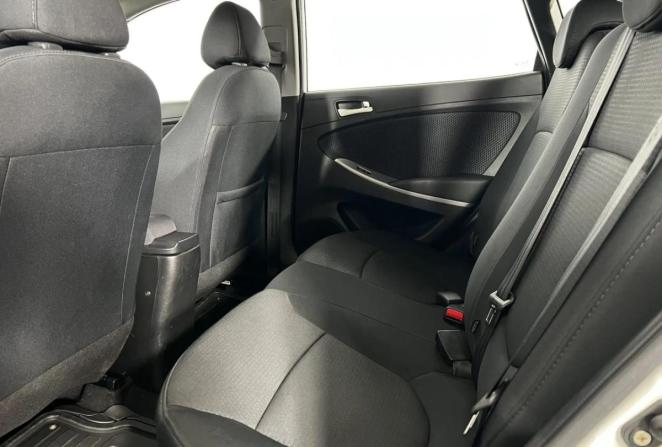 Hyundai Solaris I с пробегом 2014 года, цена 950 000 рублей, 133548 км, хэтчбек, Автокод Объявления