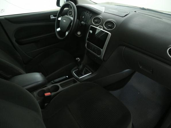 Ford Focus II с пробегом 2006 года, цена 312 000 рублей, 217000 км, седан, Автокод Объявления