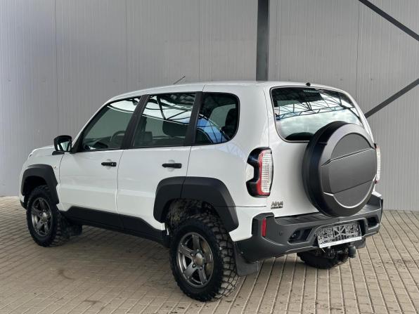 Lada (ВАЗ) Niva Travel I с пробегом 2023 года, цена 1 075 000 рублей, 51200 км, внедорожник, Автокод Объявления