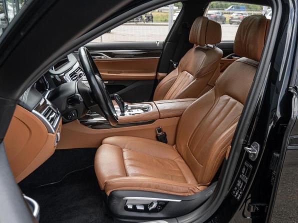 BMW 7 серии VI (G11/G12) с пробегом 2017 года, цена 4 195 000 рублей, 136548 км, седан, Автокод Объявления