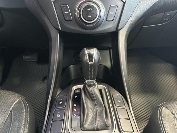 Hyundai Santa Fe III с пробегом 2014 года, цена 1 740 000 рублей, 204000 км, внедорожник, Автокод Объявления