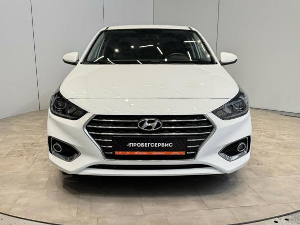 Hyundai Solaris II с пробегом 2020 года, цена 1 470 000 рублей, 156040 км, седан, Автокод Объявления