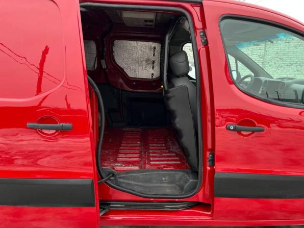 Citroen Berlingo II с пробегом 2011 года, цена 699 000 рублей, 299884 км, минивэн, Автокод Объявления