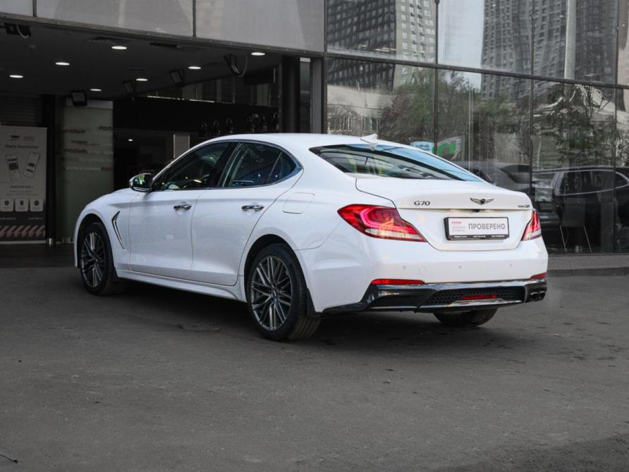 Genesis G70 I Москва  - изображение 6