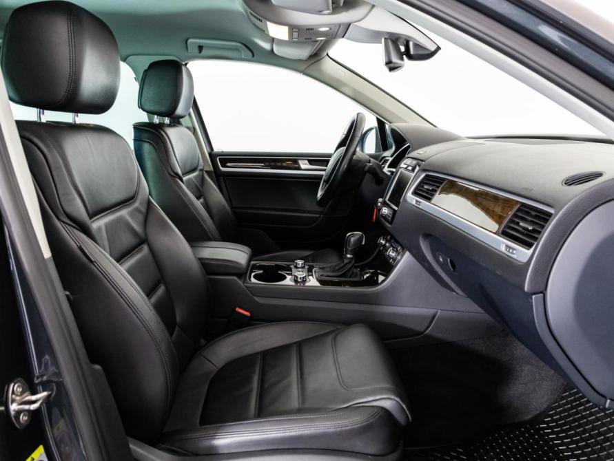 Volkswagen Touareg II Санкт-Петербург  - изображение 18