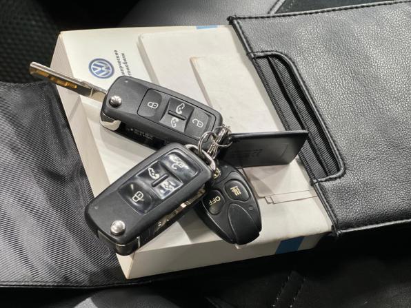 Volkswagen Multivan T6 с пробегом 2015 года, цена 3 140 000 рублей, 269384 км, минивэн, Автокод Объявления