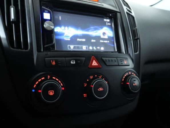 Kia Ceed I с пробегом 2008 года, цена 439 000 рублей, 342085 км, универсал, Автокод Объявления