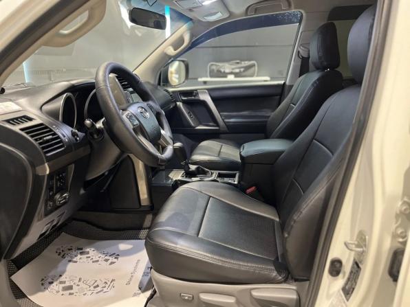 Toyota Land Cruiser Prado 150 Series с пробегом 2011 года, цена 3 590 000 рублей, 128000 км, внедорожник, Автокод Объявления