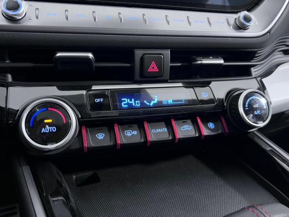 Hyundai Lafesta I Рестайлинг с пробегом 2025 года, цена 2 850 000 рублей, 30 км, седан, Автокод Объявления
