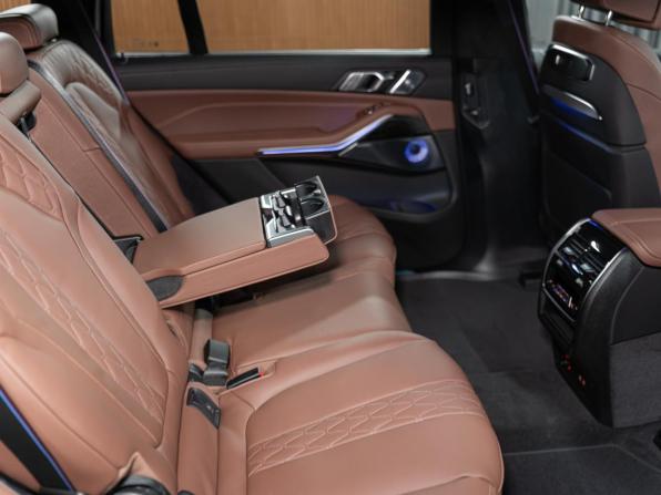 Новый BMW X7 I (G07) Рестайлинг 2026 года, цена 18 790 000 рублей, внедорожник, Автокод Объявления