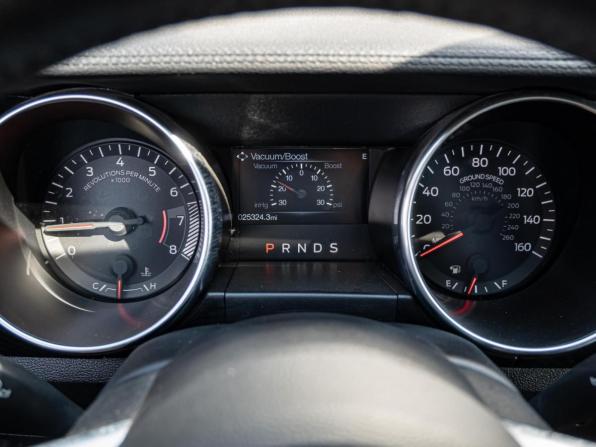 Ford Mustang VI Рестайлинг с пробегом 2020 года, цена 3 600 000 рублей, 40755 км, купе, Автокод Объявления