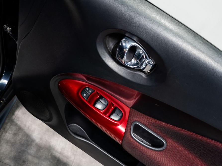 Nissan Juke I Чита  - изображение 13