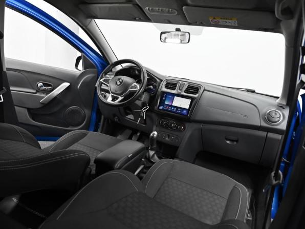 Renault Logan II с пробегом 2018 года, цена 799 000 рублей, 191000 км, седан, Автокод Объявления