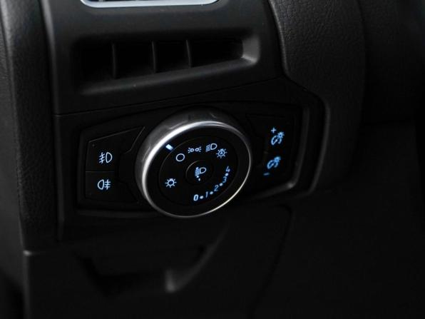 Ford Focus III Рестайлинг с пробегом 2017 года, цена 1 049 000 рублей, 125072 км, хэтчбек, Автокод Объявления