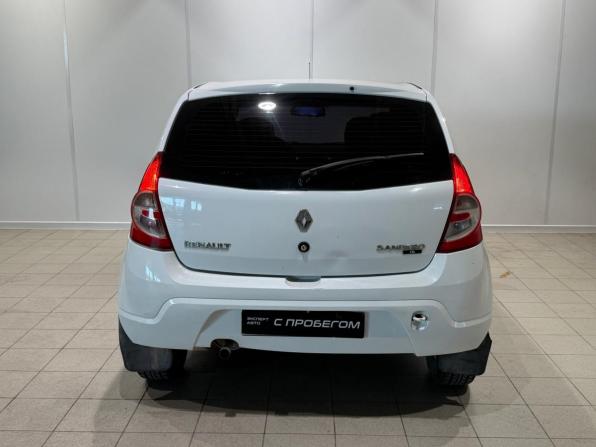 Renault Sandero I с пробегом 2010 года, цена 385 000 рублей, 200000 км, хэтчбек, Автокод Объявления