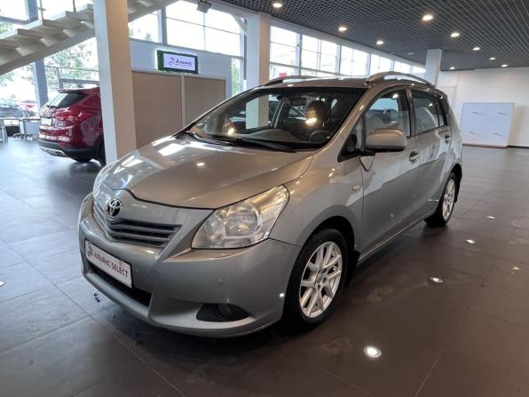 Toyota Verso I с пробегом 2010 года, цена 1 160 000 рублей, 172381 км, компактвэн, Автокод Объявления