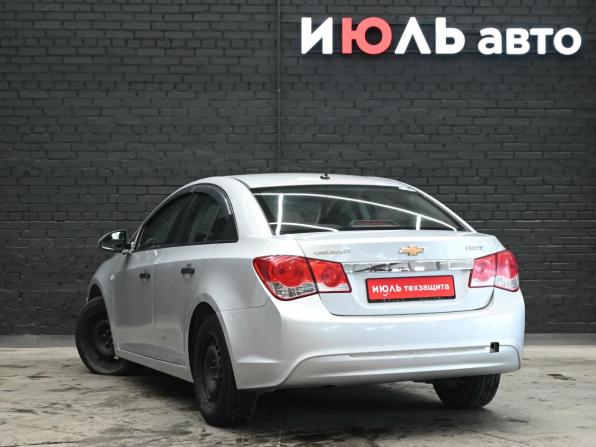 Chevrolet Cruze I Рестайлинг с пробегом 2012 года, цена 550 000 рублей, 316945 км, седан, Автокод Объявления