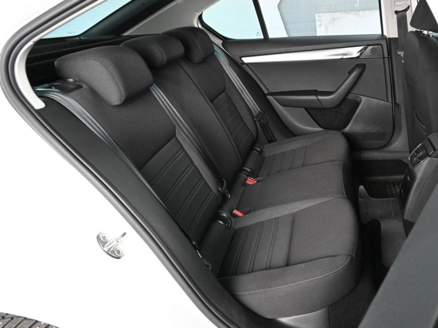 Skoda Octavia III (A7) Рестайлинг Ростов-на-Дону  - изображение 7