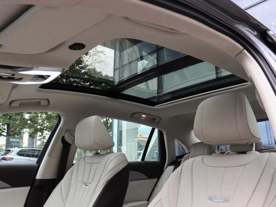 Hongqi H5 II Химки  - изображение 16