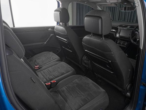 Volkswagen Touran II с пробегом 2015 года, цена 1 399 000 рублей, 111791 км, компактвэн, Автокод Объявления