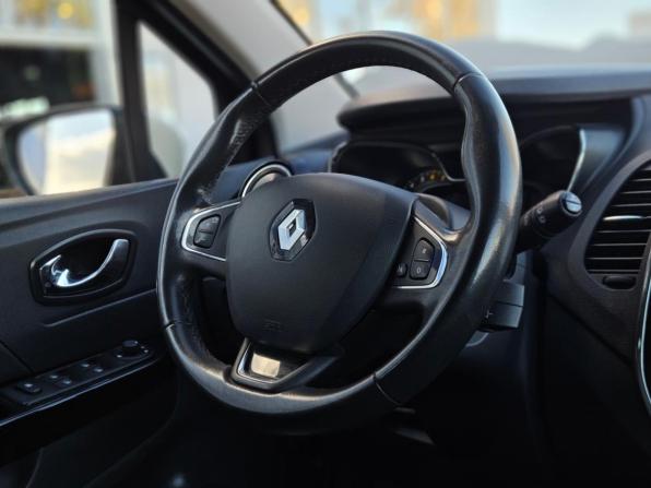 Renault Kaptur I с пробегом 2016 года, цена 1 350 000 рублей, 157000 км, внедорожник, Автокод Объявления
