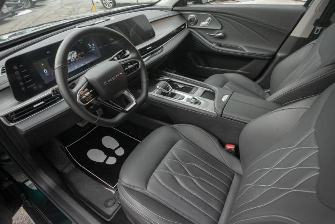 Chery Arrizo 8 с пробегом 2024 года, цена 2 248 000 рублей, 6300 км, седан, Автокод Объявления