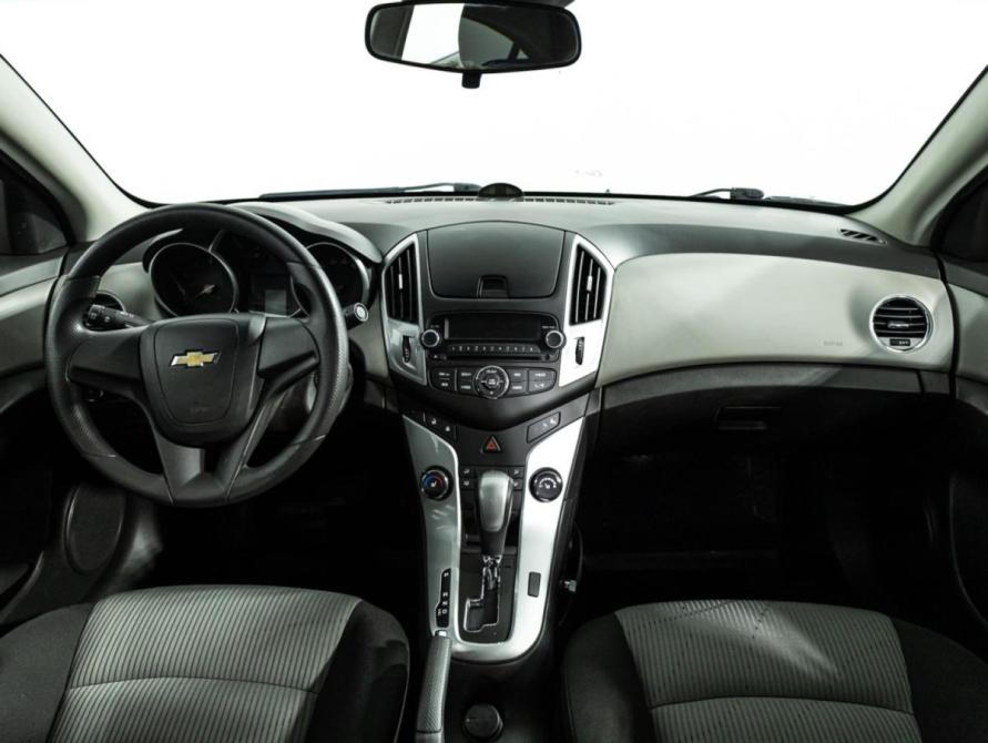 Chevrolet Cruze I Рестайлинг Санкт-Петербург  - изображение 14
